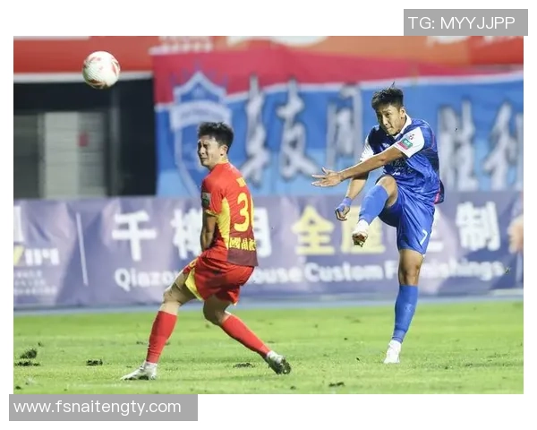 功夫足球三位球星的精彩表现与背后故事解析