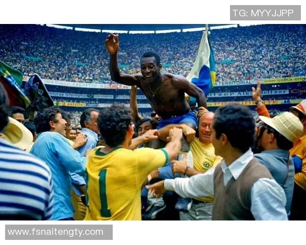 口罩下的足球巨星们：他们如何在赛场上演绎传奇与挑战