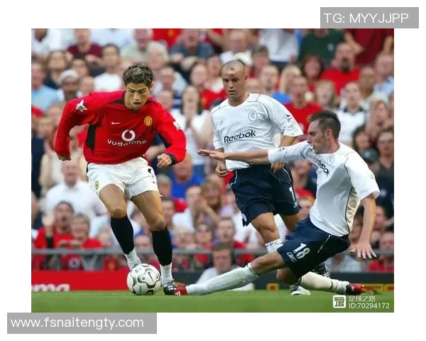 帕尼尼足球球星卡加维：年轻天才崭露头角的足球之路